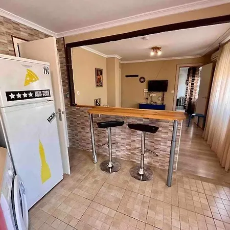 Apto A Muy Equipado Cerca Del Centro Apartment